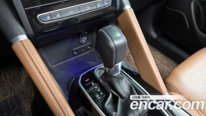 Renault-KoreaSamsung QM6 2.0 LPe RE Signature 2WD 2023 года из Южной Кореи