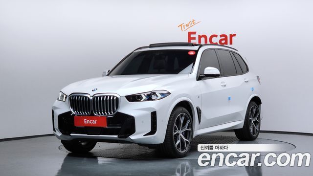 BMW X5 xDrive 40i M Sport 2024 года из Кореи