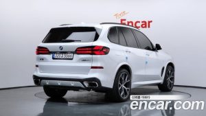 BMW X5 xDrive 40i M Sport 2024 года из Южной Кореи