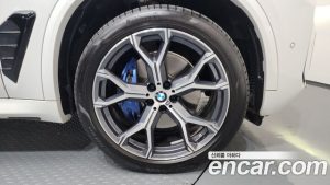 BMW X5 xDrive 40i M Sport 2024 года из Южной Кореи