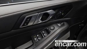 BMW X5 xDrive 30d xLine 2023 года из Южной Кореи