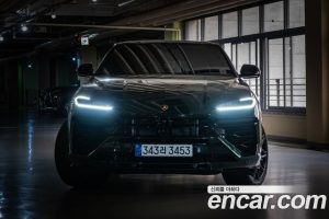 Lamborghini Urus 4.0 V8 SE 2025 года из Южной Кореи