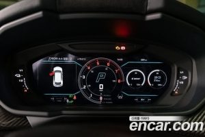 Lamborghini Urus 4.0 V8 SE 2025 года из Южной Кореи