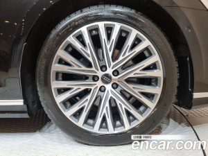 Audi A8 50 TDI 4WD Premium LWB 2023 года из Южной Кореи