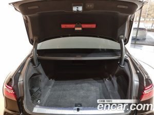 Audi A8 50 TDI 4WD Premium LWB 2023 года из Южной Кореи