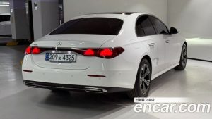 Mercedes-Benz E-Class E200 Avantgarde 2025 года из Южной Кореи