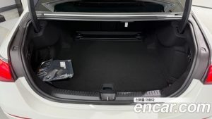 Mercedes-Benz E-Class E200 Avantgarde 2025 года из Южной Кореи