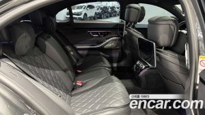Mercedes-Benz S-Class S500L 4MATIC 2025 года из Южной Кореи