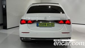 Mercedes-Benz E-Class E450 4MATIC Exclusive 2025 года из Южной Кореи