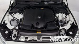 Mercedes-Benz E-Class E450 4MATIC Exclusive 2025 года из Южной Кореи