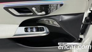 Mercedes-Benz E-Class E450 4MATIC Exclusive 2025 года из Южной Кореи