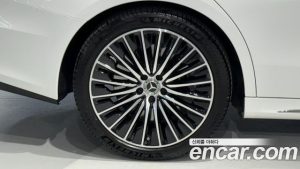 Mercedes-Benz E-Class E450 4MATIC Exclusive 2025 года из Южной Кореи