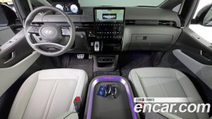 Hyundai Staria 4WD Lounge 9-Seater 2025 года из Южной Кореи