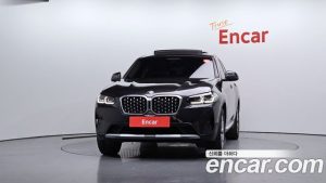 BMW X4 xDrive20i xLine 2023 года из Южной Кореи