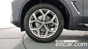 BMW X4 xDrive20i xLine 2023 года из Южной Кореи