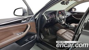 BMW X4 xDrive20i xLine 2023 года из Южной Кореи