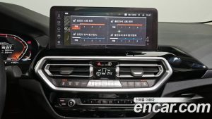 BMW X4 xDrive20i xLine 2023 года из Южной Кореи
