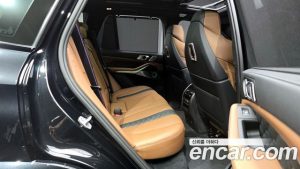 BMW X5M 4.4 Competition 2025 года из Южной Кореи