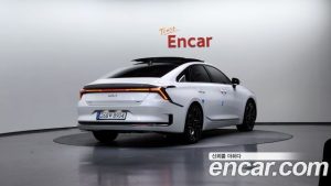 Kia K8 Signature 2025 года из Южной Кореи