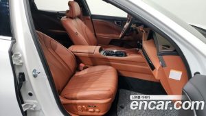 Kia K8 Signature 2025 года из Южной Кореи