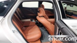 Kia K8 Signature 2025 года из Южной Кореи