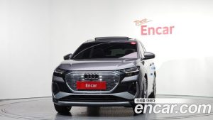 Audi Q4 e-tron 45 Premium 2025 года из Южной Кореи