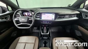 Audi Q4 e-tron 45 Premium 2025 года из Южной Кореи