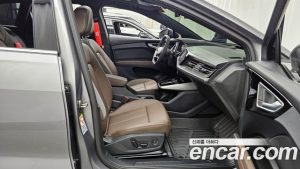 Audi Q4 e-tron 45 Premium 2025 года из Южной Кореи