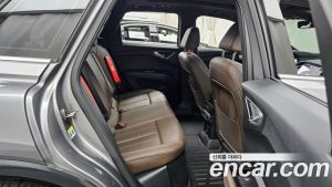 Audi Q4 e-tron 45 Premium 2025 года из Южной Кореи