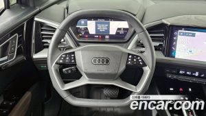Audi Q4 e-tron 45 Premium 2025 года из Южной Кореи
