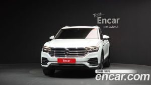 Volkswagen Touareg 3.0 TDI Premium 2022 года из Южной Кореи
