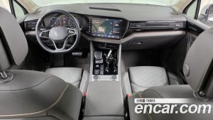 Volkswagen Touareg 3.0 TDI Prestige 2022 года из Южной Кореи
