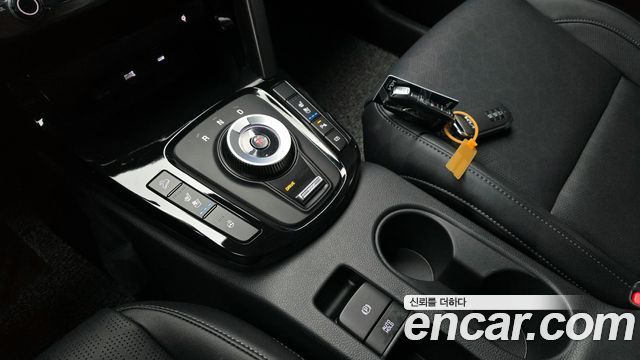 40962226_009.jpg Kia Seltos Бензин 1.6 Turbo 2WD 2025 года из Южной Кореи