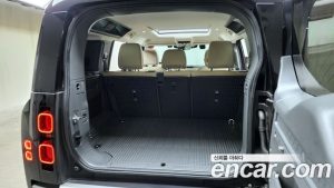 Land Rover Defender 110 D250 SE 2024 года из Южной Кореи