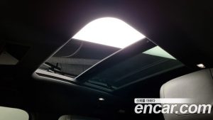 Land Rover Defender 110 P400 X 2023 года из Южной Кореи