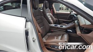 Porsche Taycan 4S 2025 года из Южной Кореи