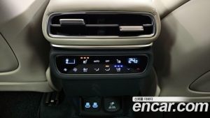 Genesis GV80 2.5T Бензин AWD 2024 года из Южной Кореи