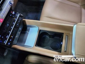 Hyundai Grandeur 2.5 Бензин 2WD 2025 года из Южной Кореи
