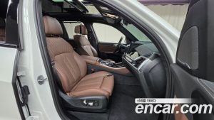 BMW X5 xDrive 40i M Sport 2025 года из Южной Кореи