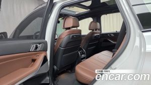BMW X5 xDrive 40i M Sport 2025 года из Южной Кореи