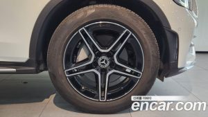 Mercedes-Benz GLC-Class GLC300 4MATIC Coupe 2023 года из Южной Кореи