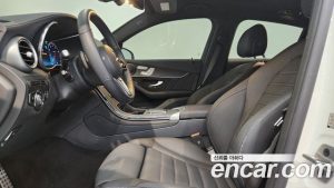 Mercedes-Benz GLC-Class GLC300 4MATIC Coupe 2023 года из Южной Кореи