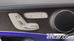 Mercedes-Benz GLC-Class GLC300 4MATIC Coupe 2023 года из Южной Кореи