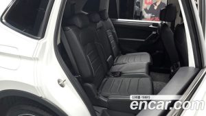 Volkswagen Tiguan 2.0 TSI Prestige 2024 года из Южной Кореи