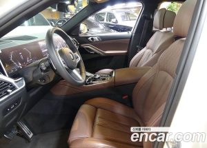 BMW X6 xDrive40d M Sport Online Exclusive 2025 года из Южной Кореи