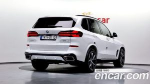 BMW X5 xDrive 40i M Sport 2024 года из Южной Кореи