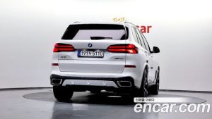 BMW X5 xDrive 40i M Sport 2024 года из Южной Кореи