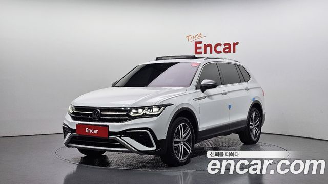Volkswagen Tiguan 2.0 TSI Prestige 2023 года из Кореи
