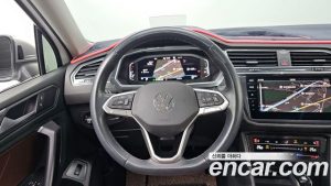 Volkswagen Tiguan 2.0 TSI Prestige 2023 года из Южной Кореи