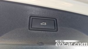Volkswagen Tiguan 2.0 TSI Prestige 2023 года из Южной Кореи